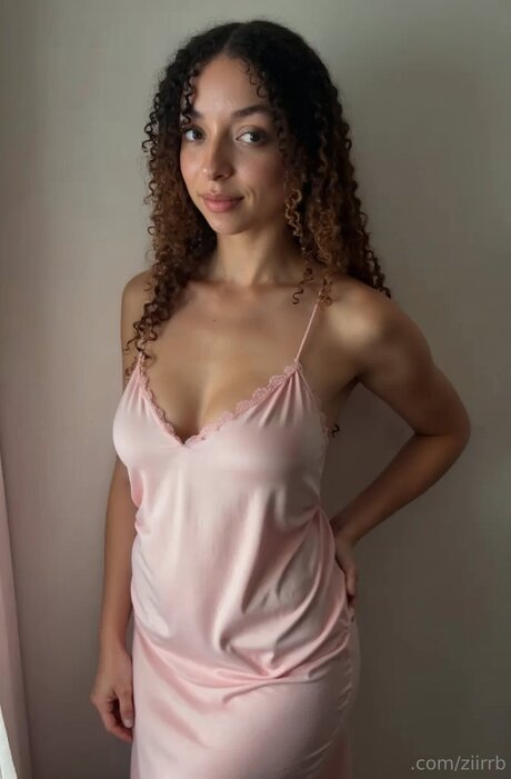 Sunny Bell étoile nue photos