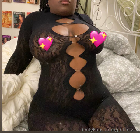 Jinkiessss modèle pornographique galerie