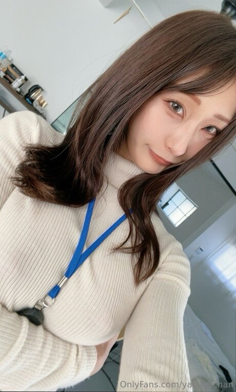 Yawarachan étoile érotique photo