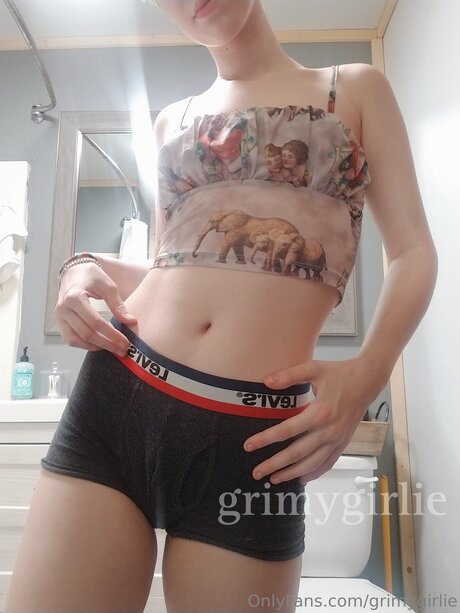 Grimygirlie actrice de sexe image