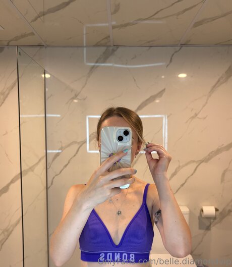 Belle Diamondvip modèle des photos