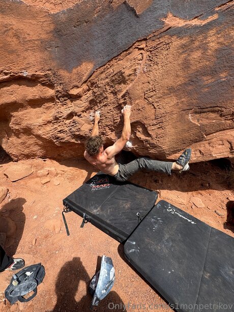 S1monpetrikov étoile xxx archive