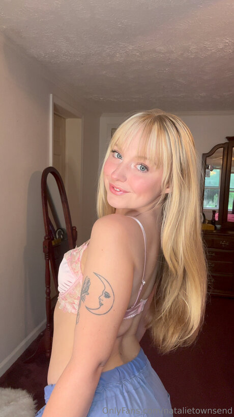 pawg rousse uniquementfans beau pornographique images