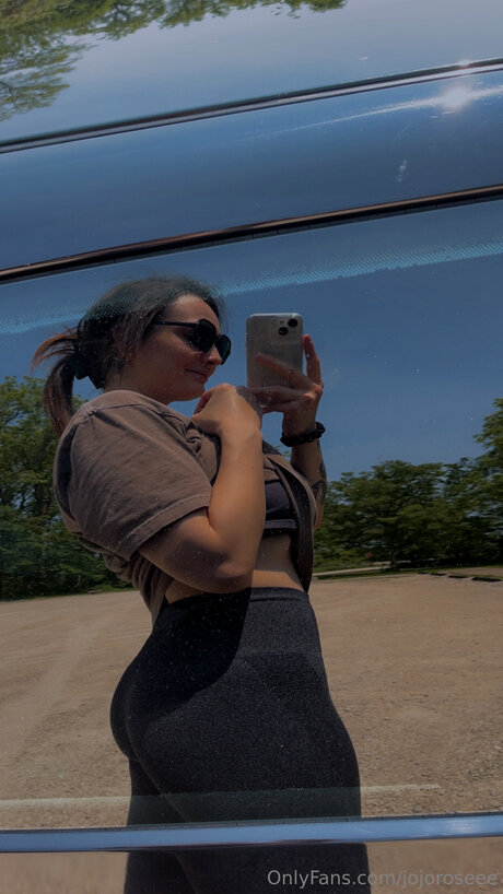 Jojoroseee actrice galerie