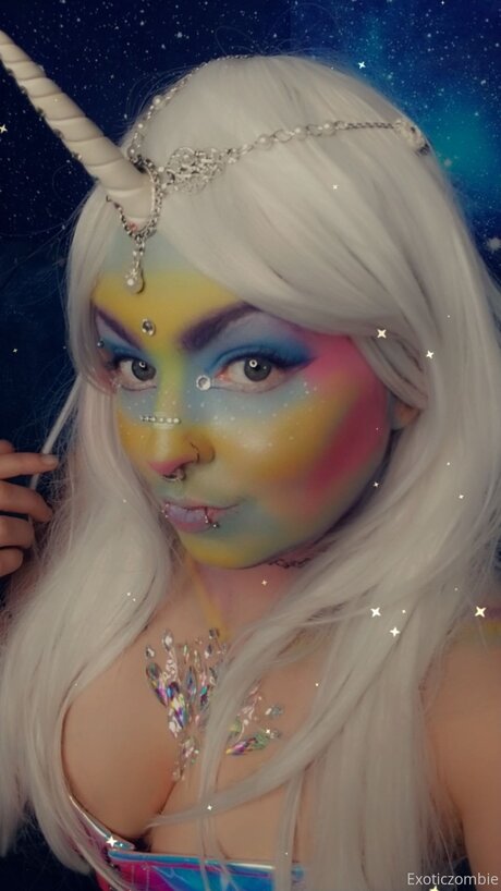 Exoticzombiefree meilleure actrice photo