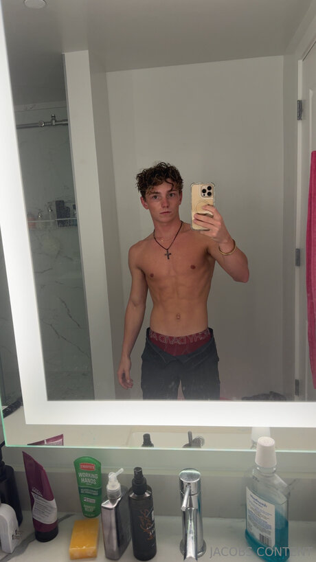 Itsjacob2 actrice exclusive image