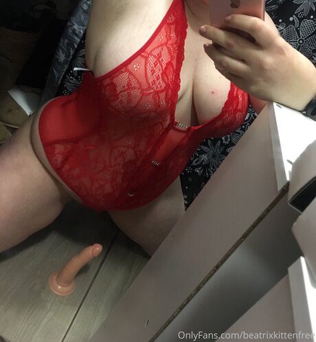 Beatrixkittenfree étoile sexy collection