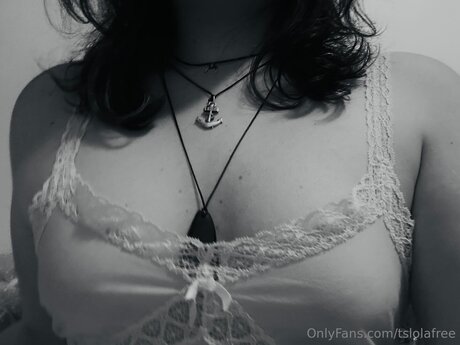 Tslolafree nus étoiles galeries