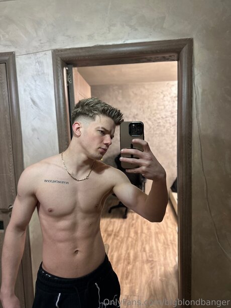 Bigblondbanger modèle meilleur img