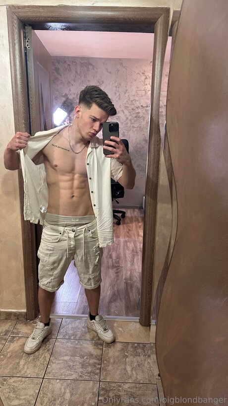 Bigblondbanger star exclusive des photos