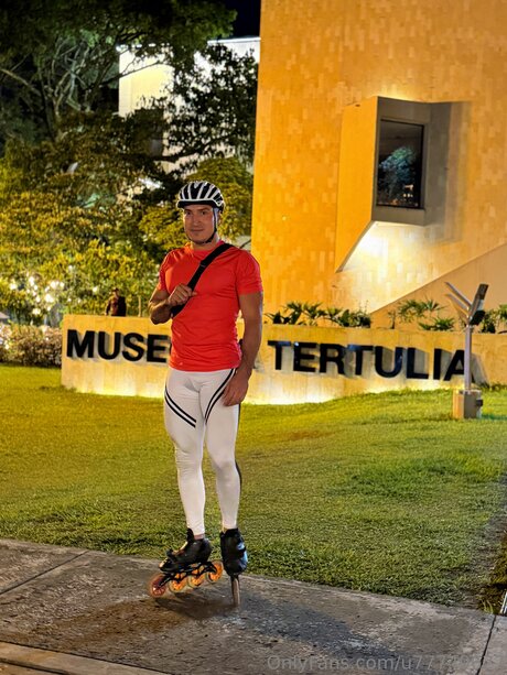 U77749627 actrice libre photo