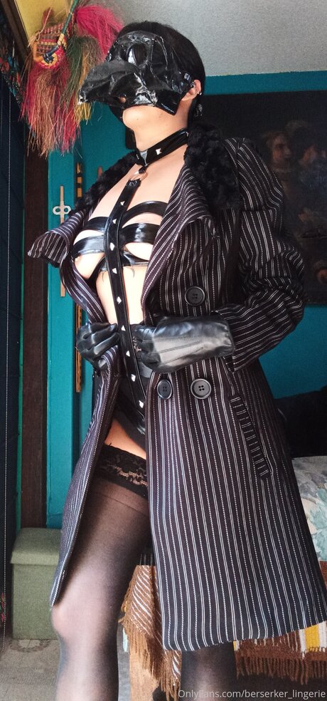 Berserker Lingerie actrice porno collection