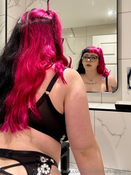 Thenamelessghuleh modèle meilleur photos