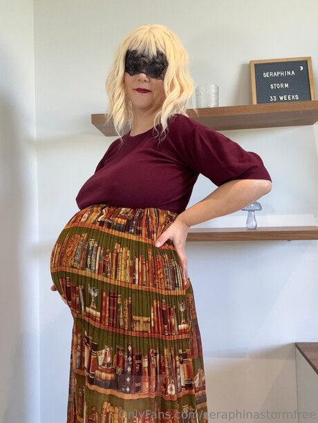 milf aux cheveux noirs onlyfans chaud gratuit photos