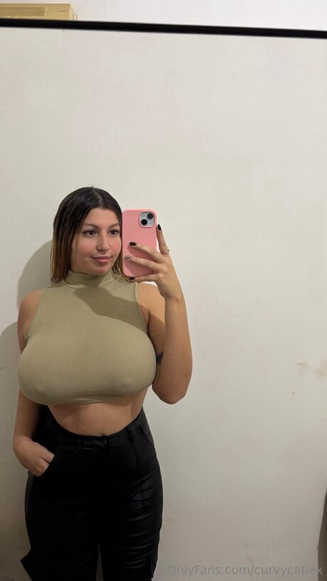 Curvycatiex star du sexe img