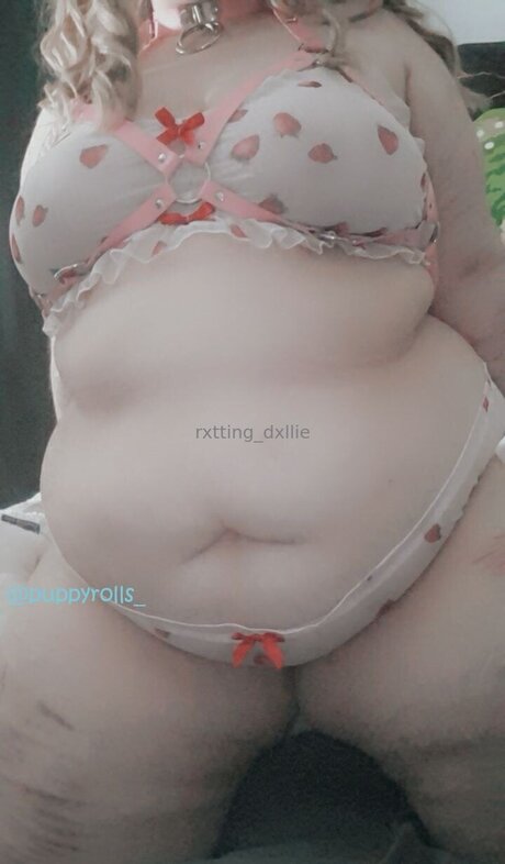 Puppyrolls actrice sexy image