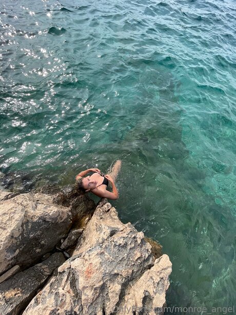 Lensadriana actrice adulte galeries