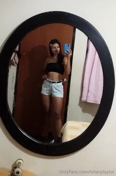 Hillarytaylor joli modèle photos