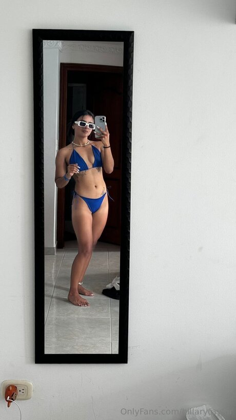 Hillarytaylor actrice sexy des photos