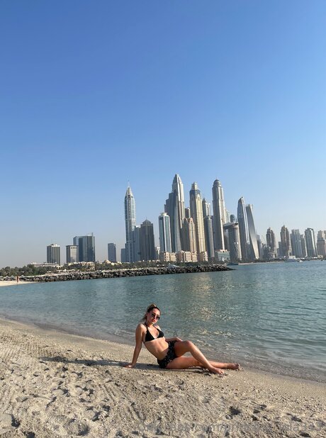 Bbydollonthego art de star du porno images