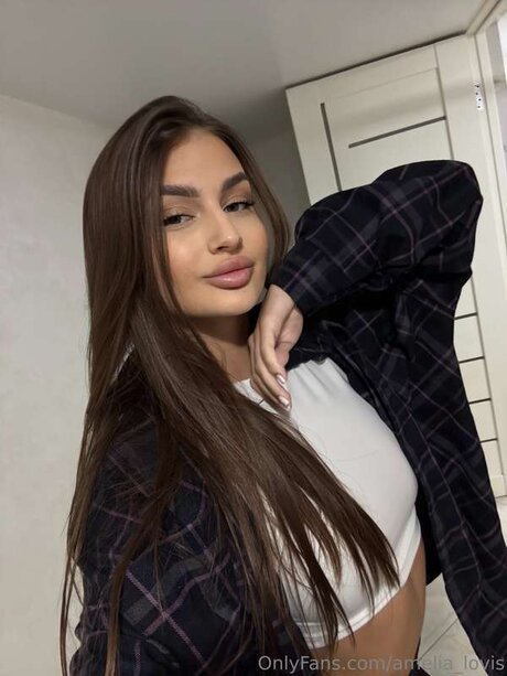 Amelia Lovis art modèle photo