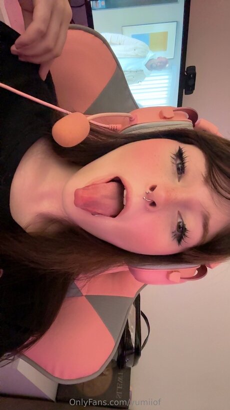 Yumiiof modèle joli des photos