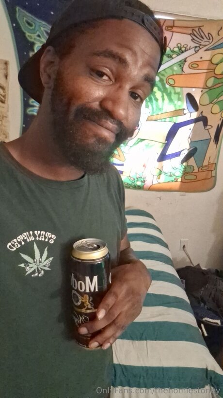 Thehomiestoney étoile nue photo