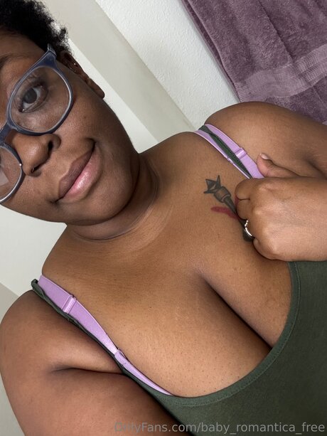 Baby Romantica Free actrice adulte archive