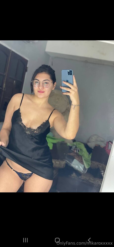 Mikaroxxxxx actrice xxx image