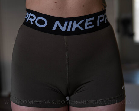 Rubyluxxofficialfree étoile de haute qualité des photos