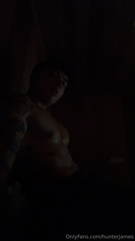 Hunterjames modèle gratuit img