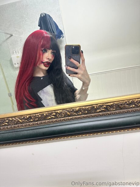 Gabstonevip modèles nus galeries