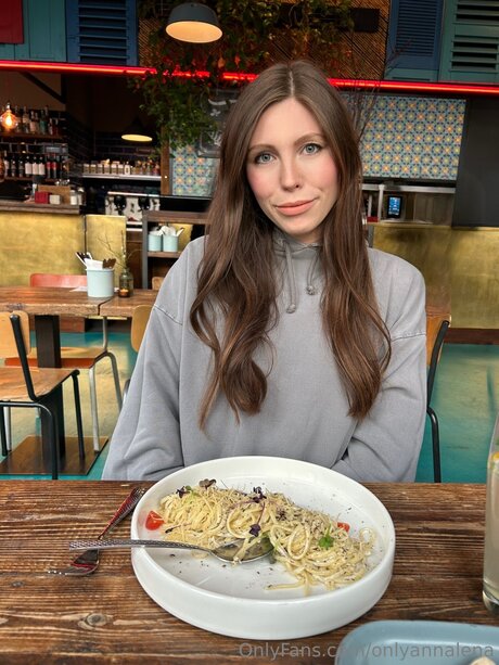 Onlyannalena top star photo