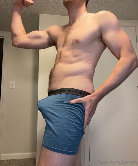 Qevon belle actrice photo