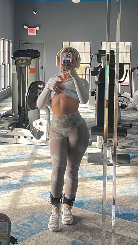 Xo Ellie étoile sexy archive