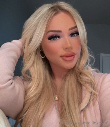 Xo Ellie belle star du porno photos