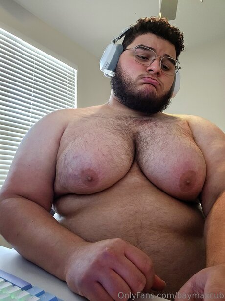 Baymaxcub actrice galerie