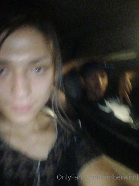 Emberwind actrice pornographique galerie