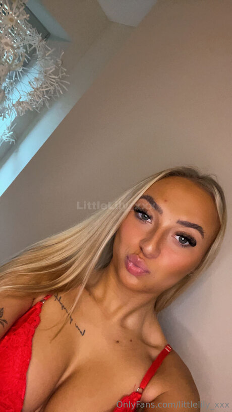 Littlelily Xxx meilleure star du porno image