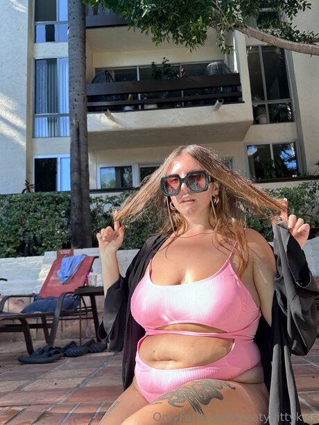 Peatykittykiss star du porno adulte photo