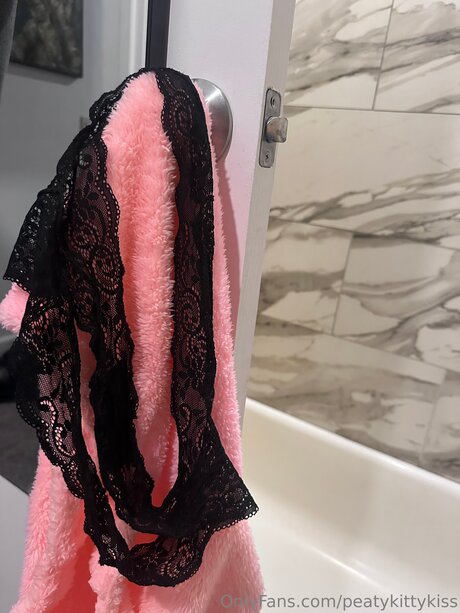 Peatykittykiss nus de stars du porno image