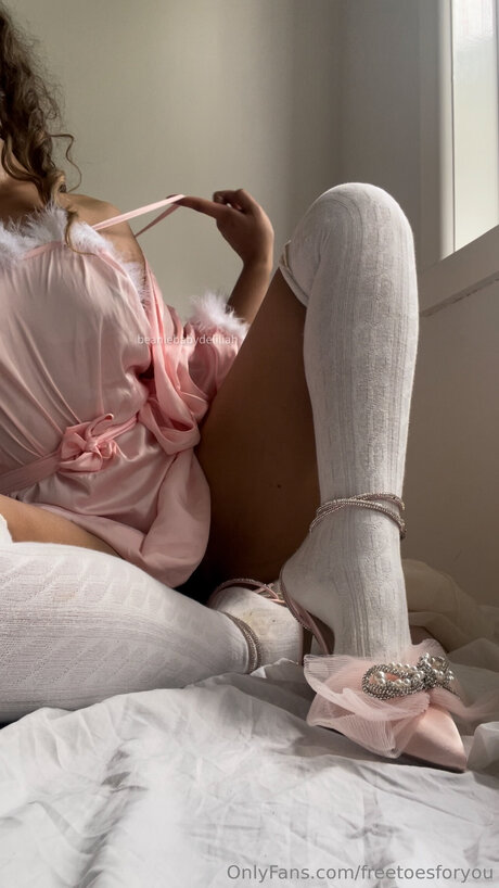 Freetoesforyou actrice xxx images