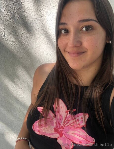 Ashlee115 star du porno nue galerie