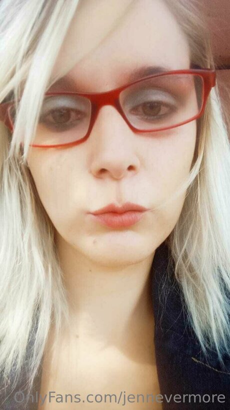 Jennevermore belle star du porno photo