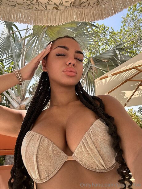 Yaslin Fox haut de star du porno galerie