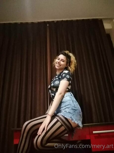 Mery Art étoile exclusive archive