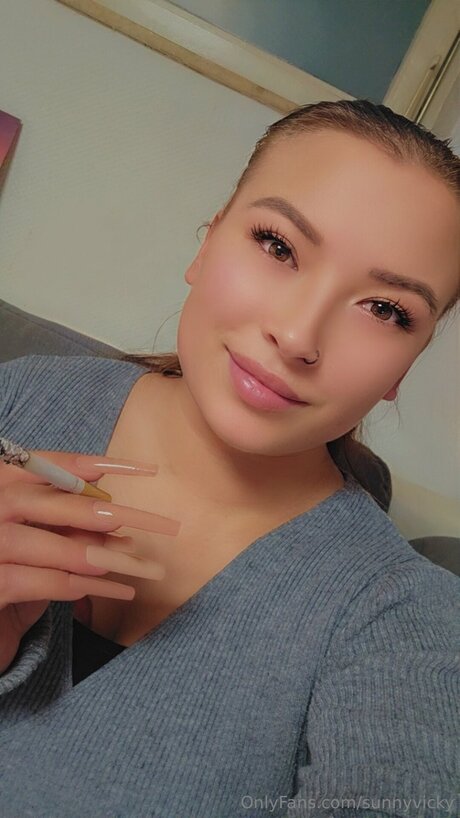 Sunnyvicky actrice nue galeries