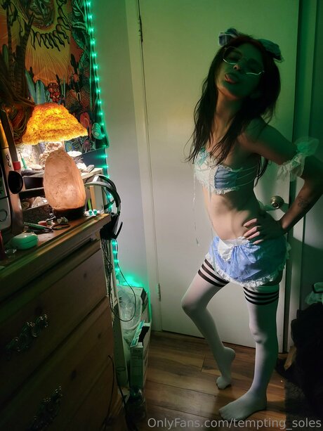 Tempting Soles star du porno xxx images