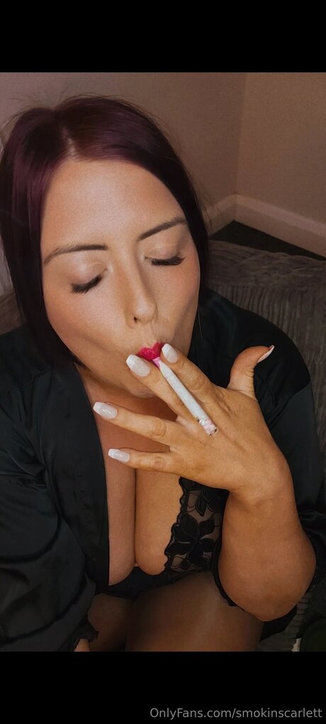 Smokinscarlett modèle pornographique images