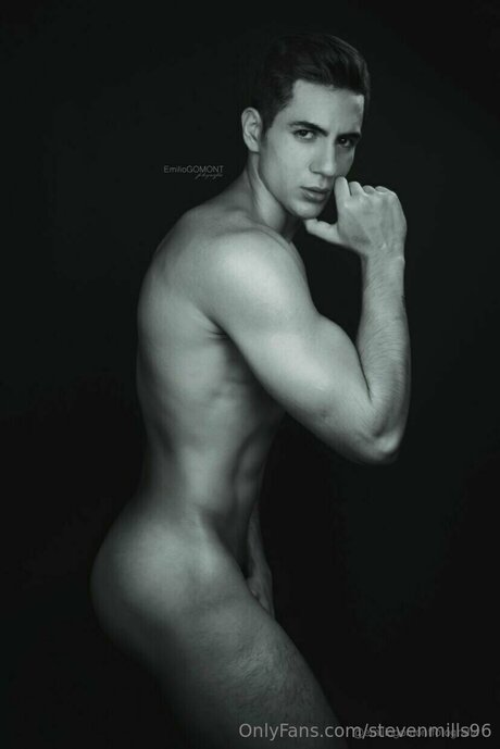 Stevenmills96 étoile xxx galeries